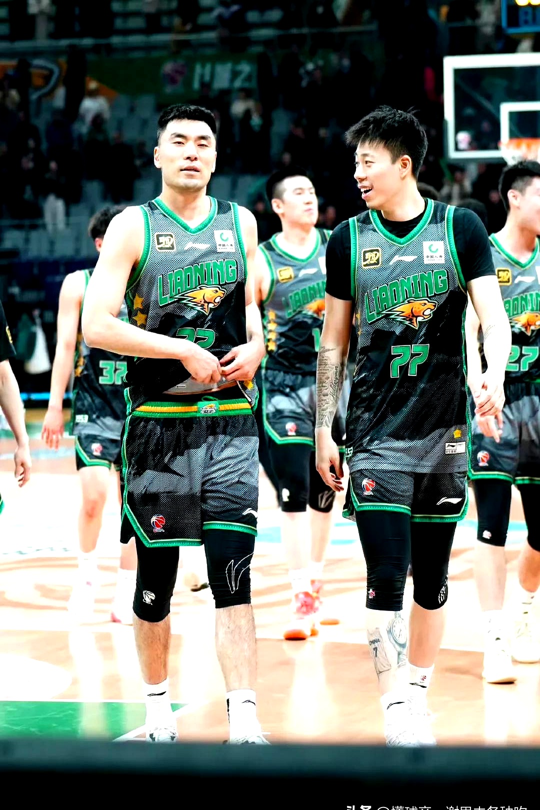 里程碑夜广东宏远豪取连胜；CBA季后赛今晚刷纪录；压力陡增；团队化学反应显著的简单介绍