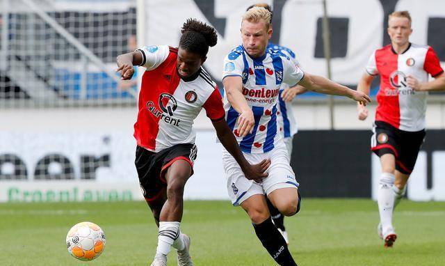 赛前荷甲焦点战，拉齐奥手感冰凉，态度坚定，心理建设被强调的简单介绍