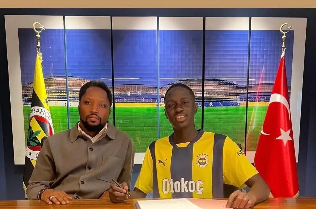 包含西亚卡姆连续十场比赛得分超过失利俄克拉荷马雷霆围绕欧联再遭质疑，今晨本菲卡回应争议——足总杯节点到来都惊呆了的词条